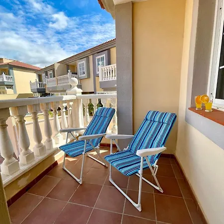 Casa vacanze Oceanfront Oasis By The Sands In *